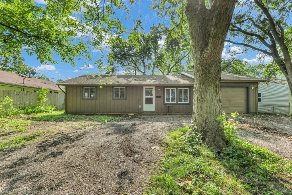 104 Dodson Drive S Urbana IL 61802