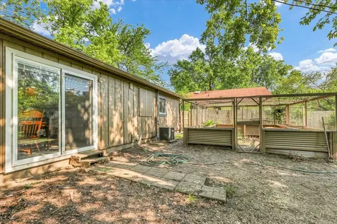 104 Dodson Drive S Urbana IL 61802
