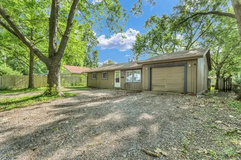 104 Dodson Drive S Urbana IL 61802