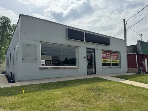 6 - 21 North 9th Street St. Charles IL 60174