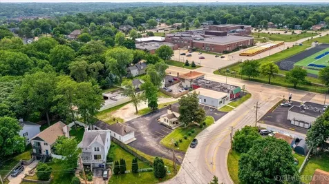6 - 21 North 9th Street St. Charles IL 60174