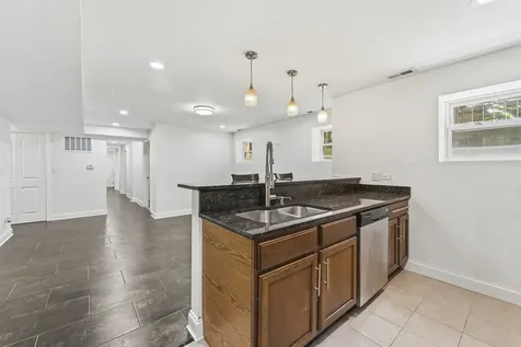 7733 North Marshfield Avenue Chicago IL 60626
