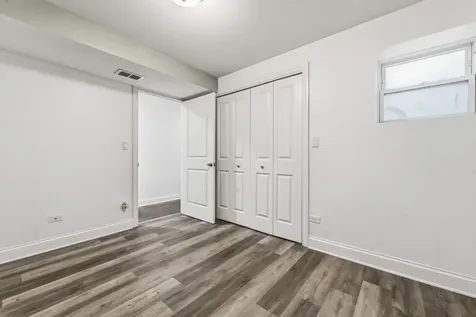 7733 North Marshfield Avenue Chicago IL 60626