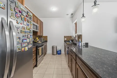 7733 North Marshfield Avenue Chicago IL 60626