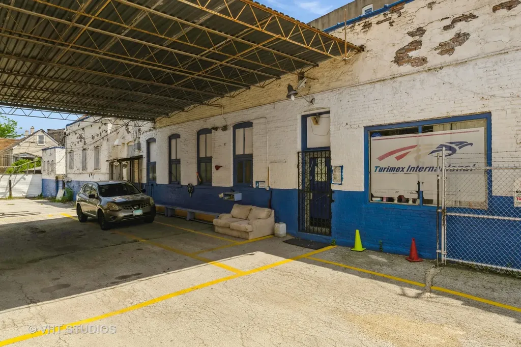 2139 South California Avenue Chicago IL 60608