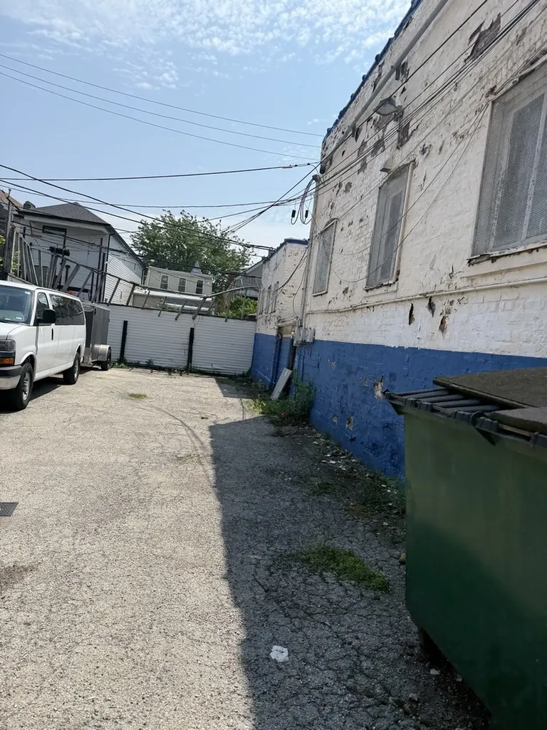 2139 South California Avenue Chicago IL 60608