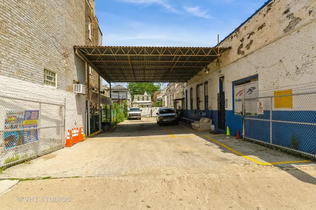 2139 South California Avenue Chicago IL 60608