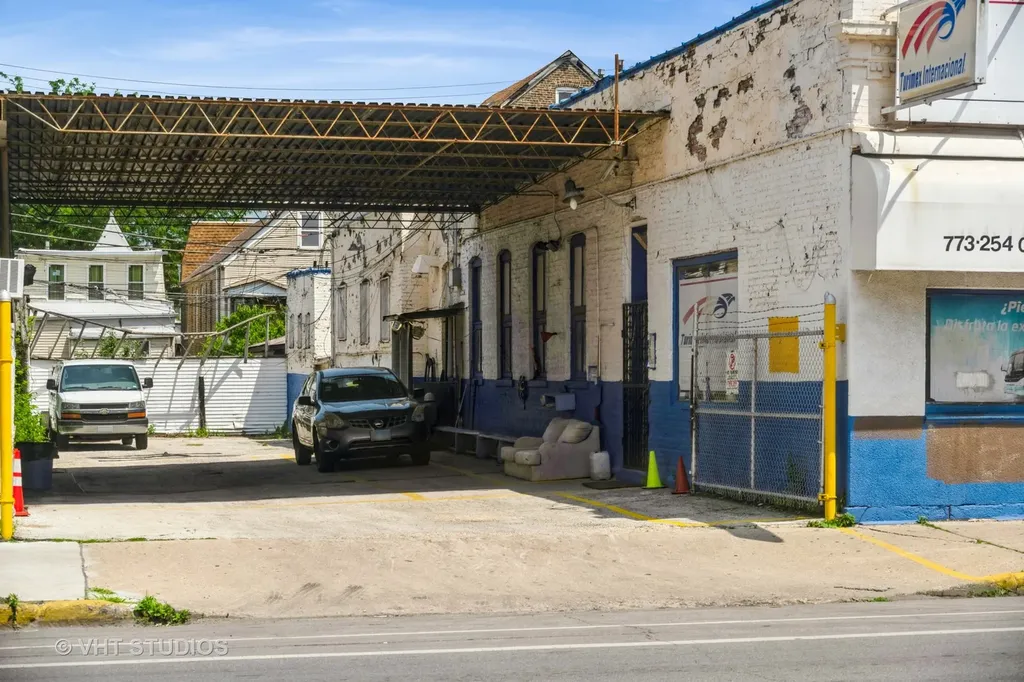 2139 South California Avenue Chicago IL 60608