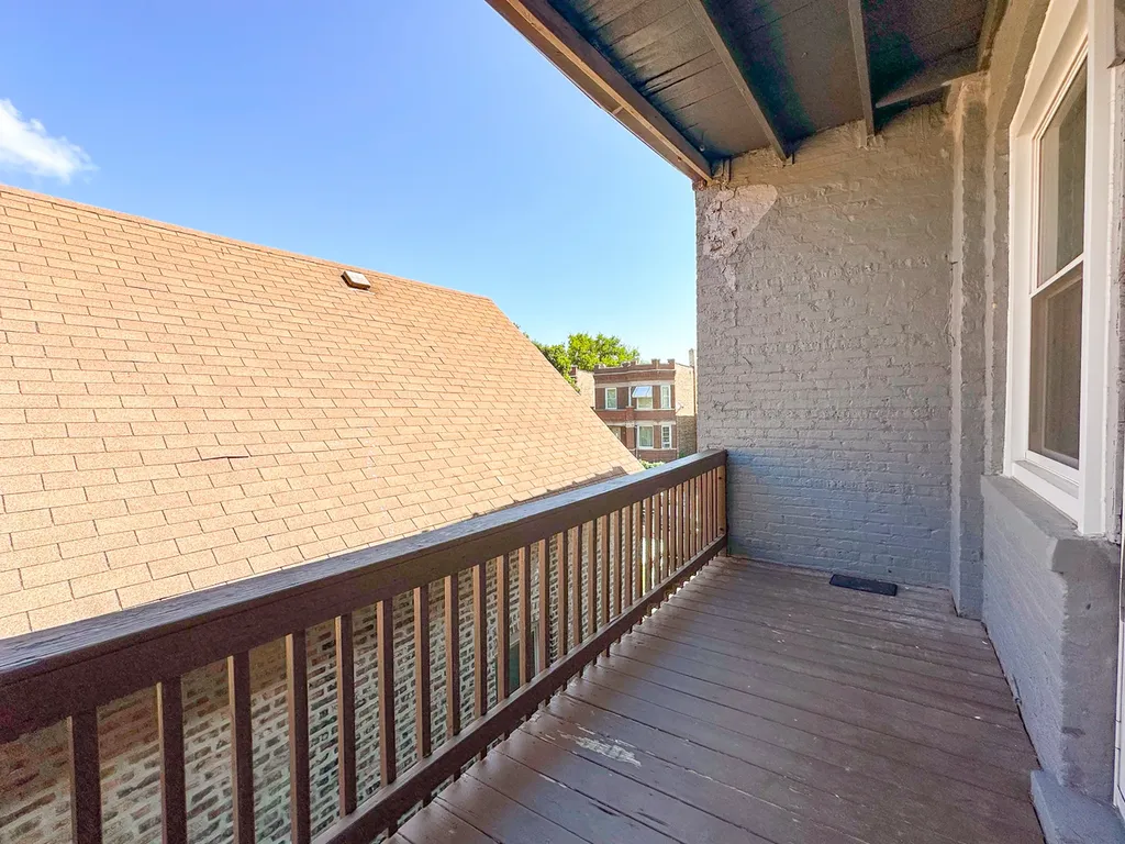 3436 West Huron Street Chicago IL 60624