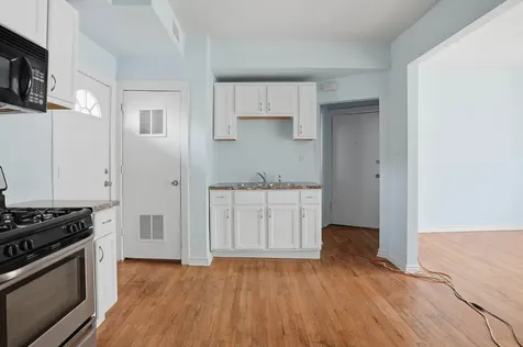 3436 West Huron Street Chicago IL 60624