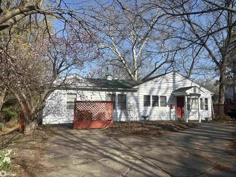 803 S Main Street Fairfield IA 52556