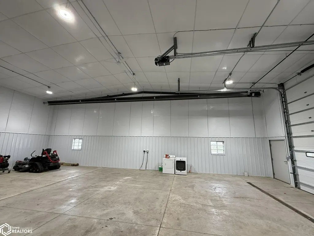 3415 9th SW Mason City IA 50401