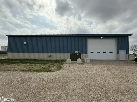 3415 9th SW Mason City IA 50401