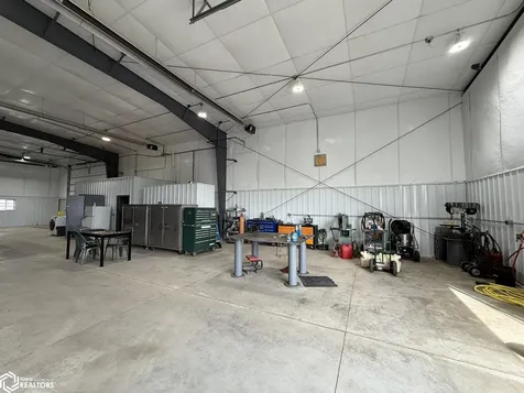 3415 9th SW Mason City IA 50401