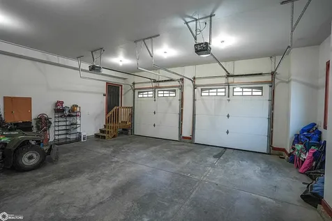 617 B Avenue E Albia IA 52531