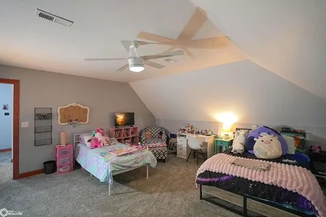 617 B Avenue E Albia IA 52531