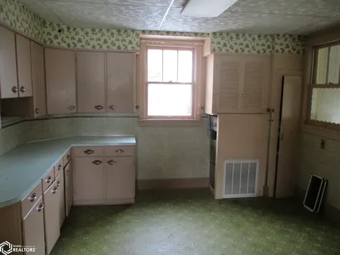 317 Main Street Clutier IA 52217