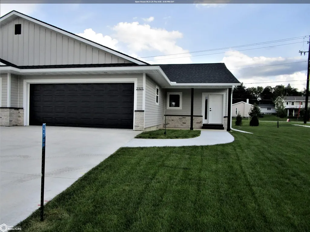 2321 Heritage Lane Iowa Falls IA 50126