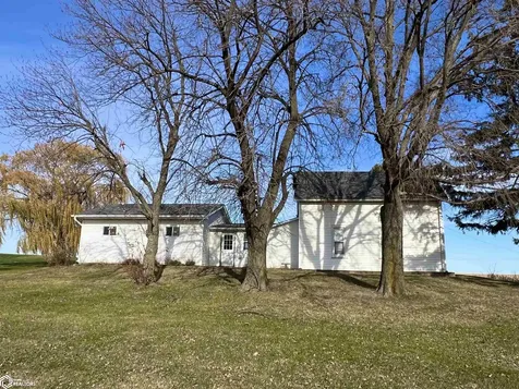 19773 Highway 21 Delta IA 52550