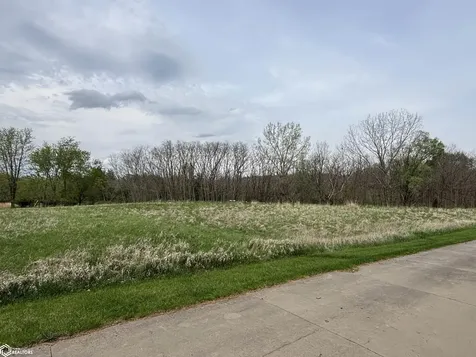 401 Pond Road Fairfield IA 52556