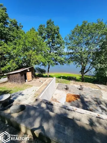 8926 93rd Avenue Wapello IA 52653