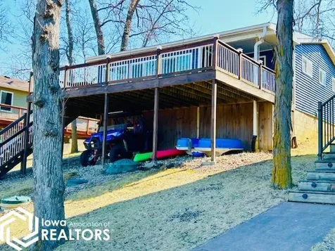 144 Center Point Drive Montezuma IA 50171