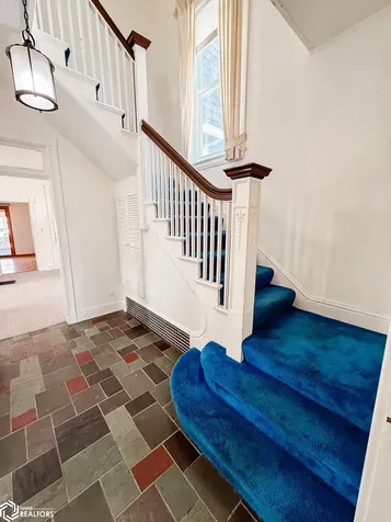415 S Garfield Avenue Burlington IA 52601