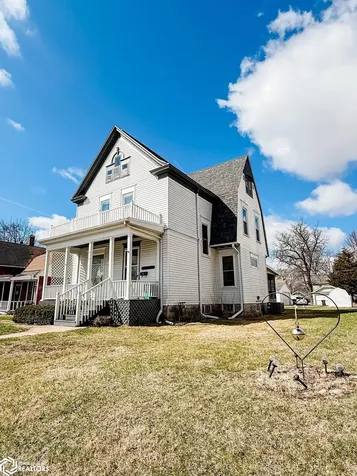 415 S Garfield Avenue Burlington IA 52601