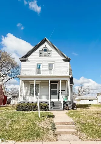 415 S Garfield Avenue Burlington IA 52601