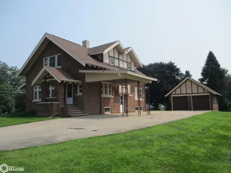 702 S Main Street Dysart IA 52224