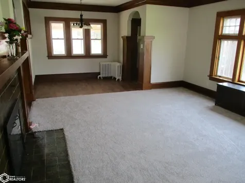 702 S Main Street Dysart IA 52224