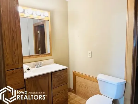 103 S Shore Drive Montezuma IA 50171