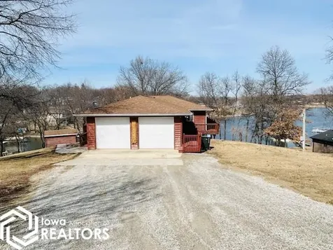 103 S Shore Drive Montezuma IA 50171