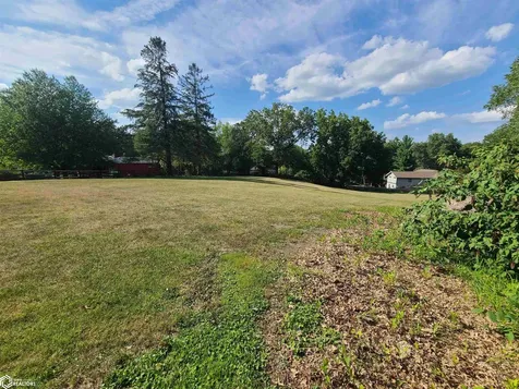 1610 N Park Oskaloosa IA 52577