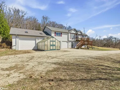 3556 Highway 99 Wapello IA 52653