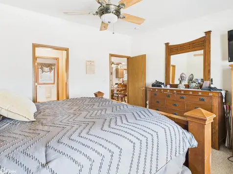 3556 Highway 99 Wapello IA 52653