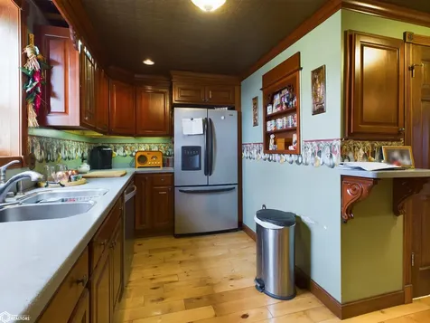 31 Bluff Park Road Montrose IA 52639