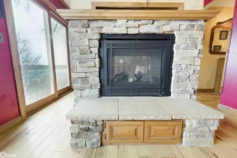 31 Bluff Park Road Montrose IA 52639