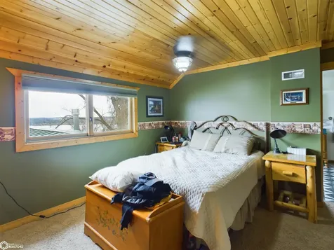 31 Bluff Park Road Montrose IA 52639