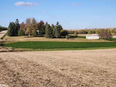 Near 3277 O Avenue Tama IA 52339