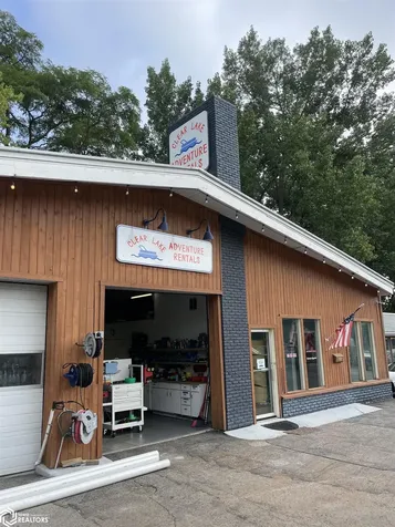 712 Hwy 18 E Clear Lake IA 50428
