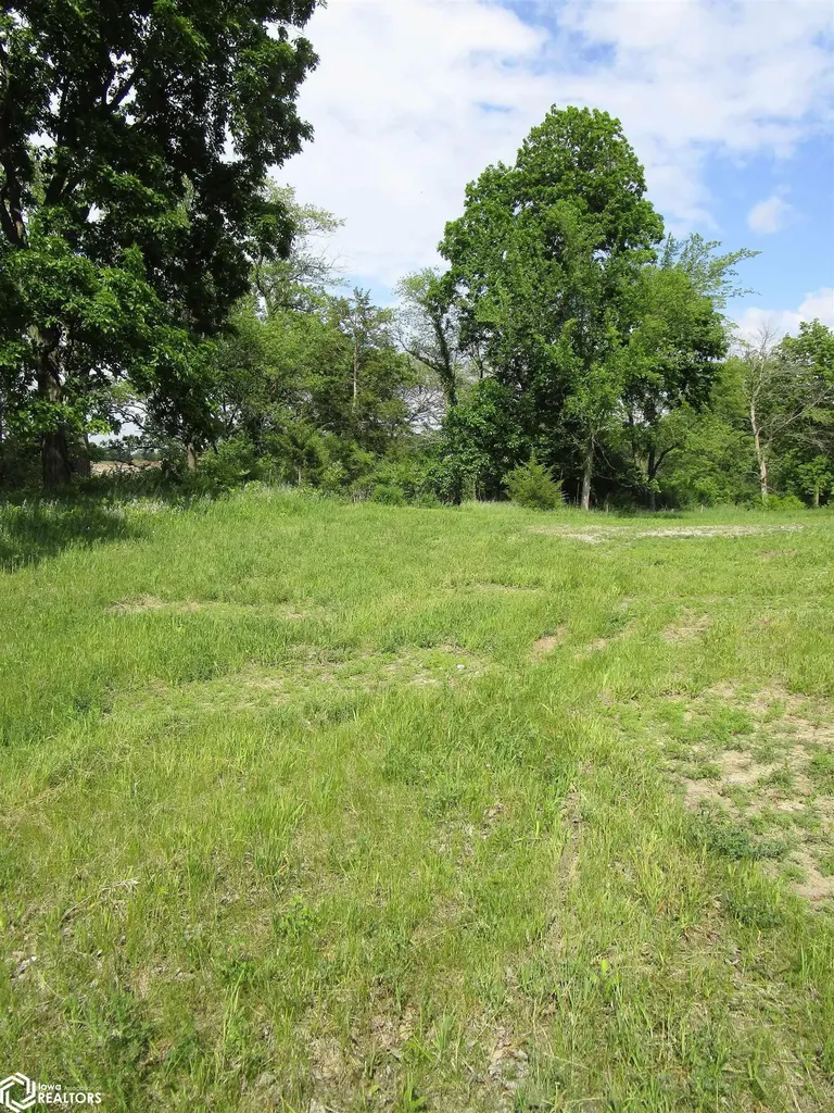 1016 Palisades Court Iowa Falls IA 50126