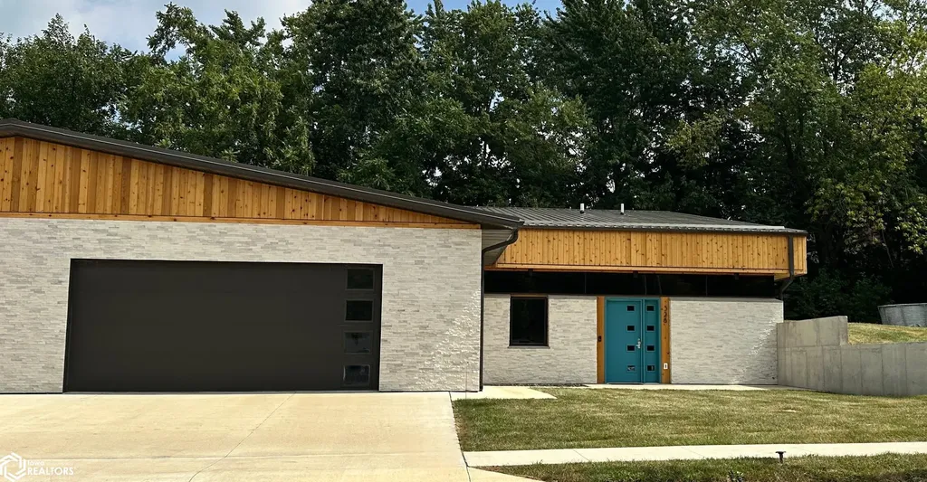 328 N 6th Street Oskaloosa IA 52577