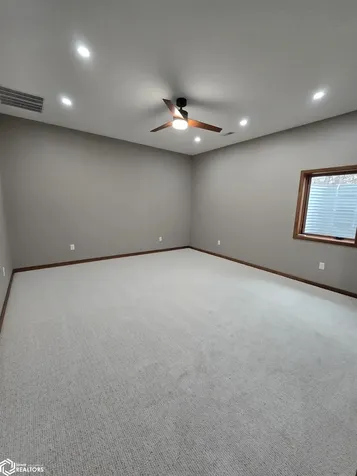 328 N 6th Street Oskaloosa IA 52577
