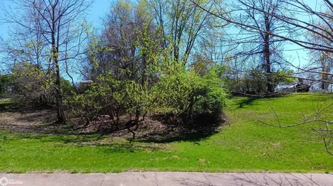 1412 Prairie Avenue Ottumwa IA 52501