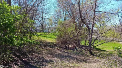 1412 Prairie Avenue Ottumwa IA 52501