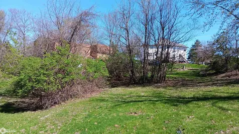 1412 Prairie Avenue Ottumwa IA 52501