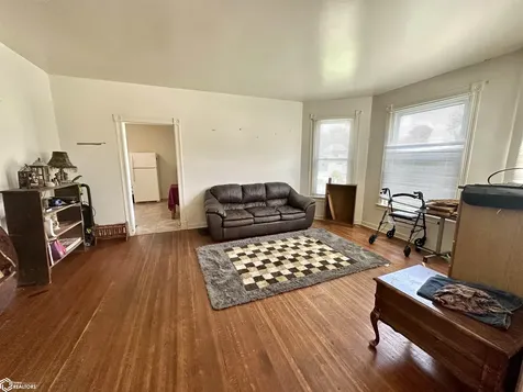 1202 Main Street Grinnell IA 50112