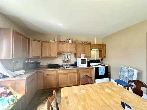 1202 Main Street Grinnell IA 50112