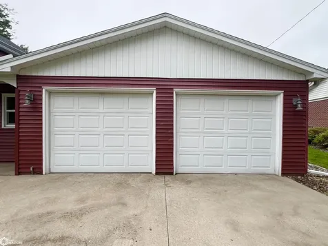 1321 W 13th Street S Newton IA 50208